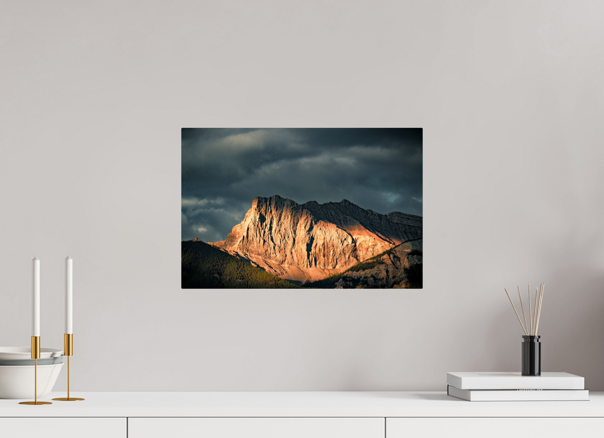 45 x 30 cm, HD Chromaluxe Chasing Fire, Standing Tall